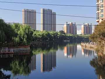 任弼时故居，位于湖南省岳阳市汨罗市弼时镇唐家桥新屋里