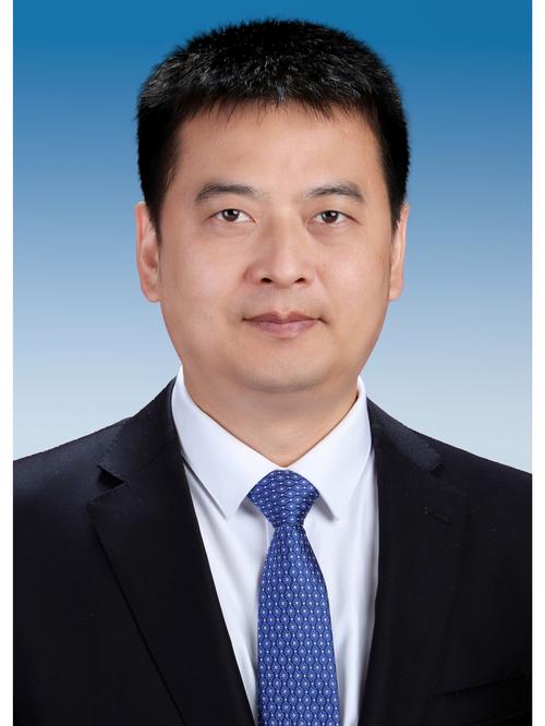 25岁当博导的冯磊，任东南大学教授
