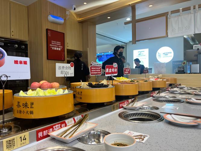 换个发型快乐不断，再刷19元就能无限畅吃的自助小火锅