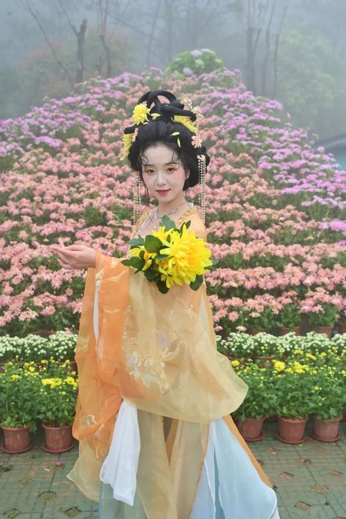 桃花花神踏云来！观音山邀您邂逅春日仙约，清明假期速速约起~