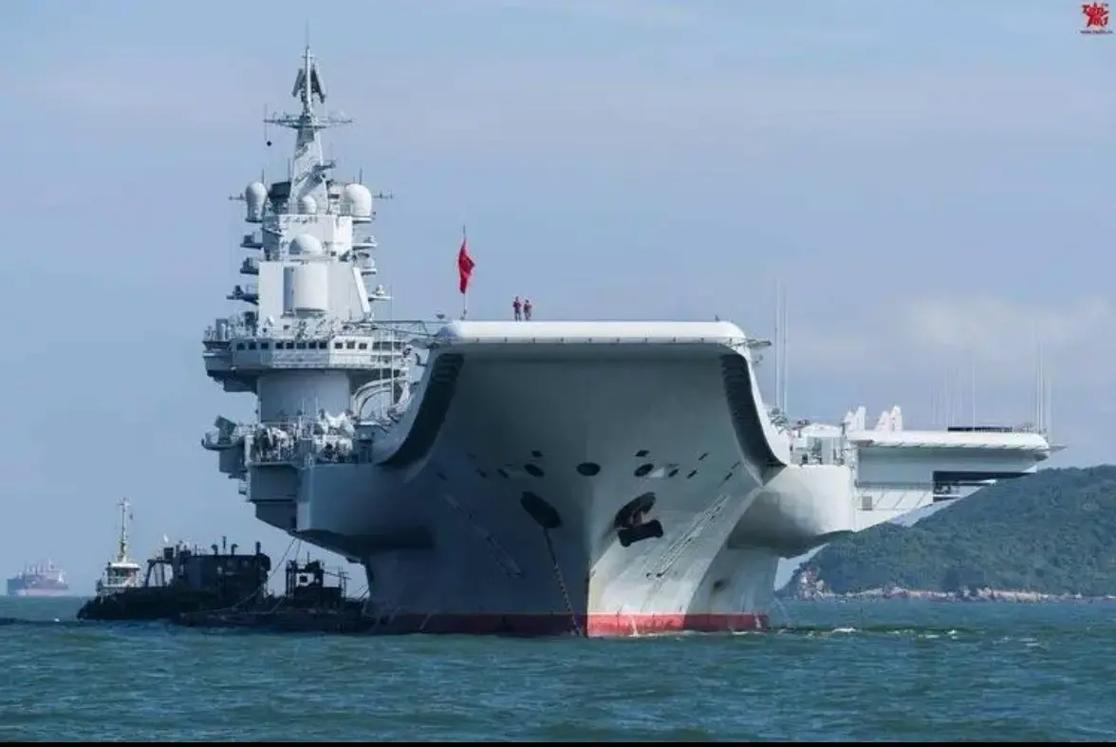 中国军舰在美门口溜达，美忍了3天终于发声！
